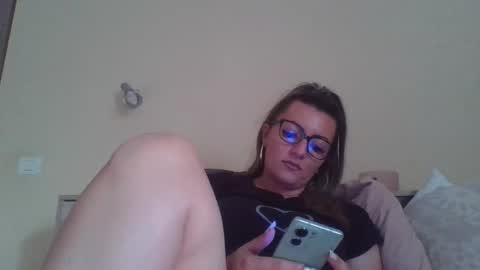 Snapshot of ivannahazel chatting on October 17, 1:37 pm Ivanna online show from October 17, 1:37 pm