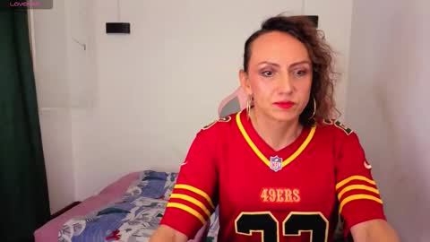 IVONNE online show from December 4, 2:44 am