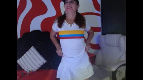 ivory_mistress online show from May 11, 1:18 pm