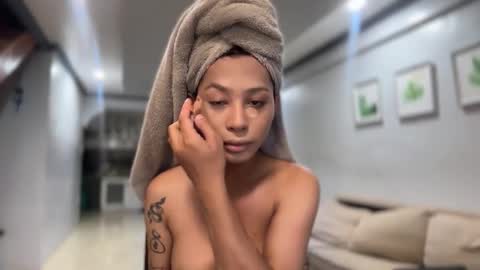 kirstenelsie online show from October 27, 12:32 am