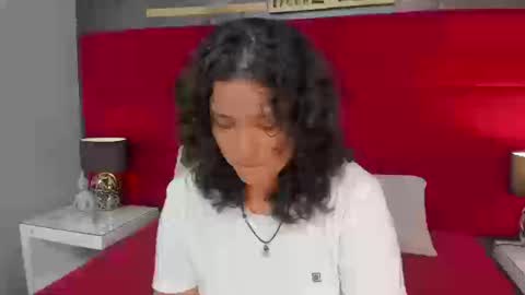 Snapshot of ivy_and_molly chatting on September 12, 8:44 pm Ivy and Molly online show from September 12, 8:44 pm