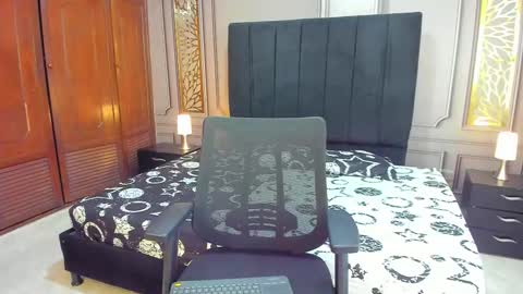 Snapshot of ivy_rae_xxx chatting on October 16, 2:38 pm Ivy Rae online show from October 16, 2:38 pm