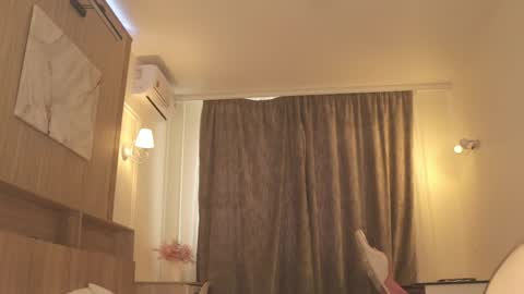 Ivy online show from April 17, 3:09 am