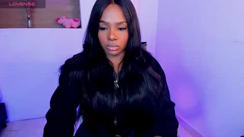 i v y  b l i s s online show from February 21, 11:55 am