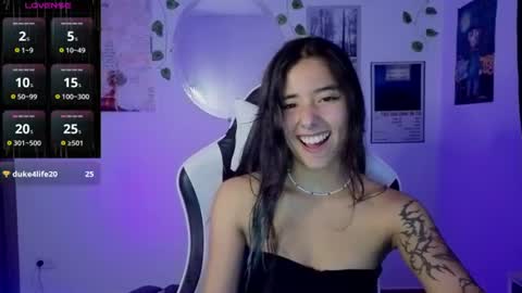 Ivy  online show from June 12, 1:15 am