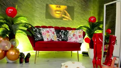 izabelatessa online show from February 9, 9:50 pm