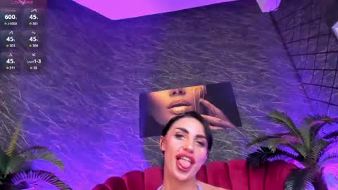 izabelatessa online show from June 3, 7:41 pm