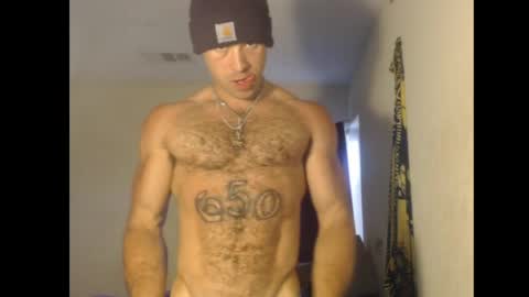izak144 online show from May 24, 1:57 am