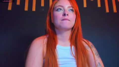 hot izys online show from December 5, 6:45 am