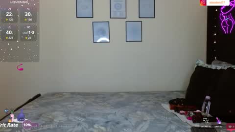 Izzabel Valentine online show from November 11, 6:43 pm