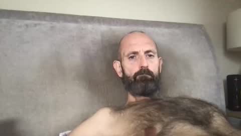 izzysboytoy1 online show from October 27, 11:10 am