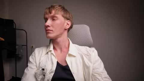 Danny online show from February 4, 9:51 pm