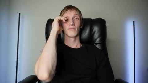 Danny online show from October 14, 4:59 am