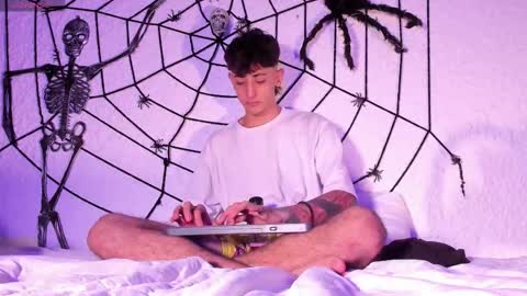 j_martony online show from October 25, 4:24 am