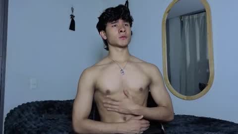 Noah online show from November 25, 5:01 pm