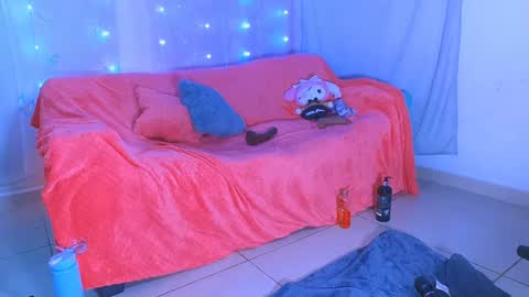 jade 18  online show from January 10, 6:42 am