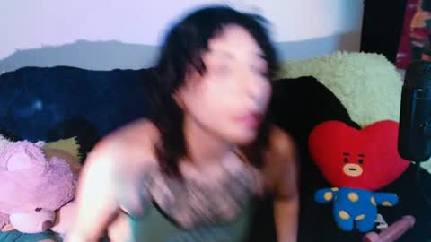 jade 18  online show from June 7, 7:57 am
