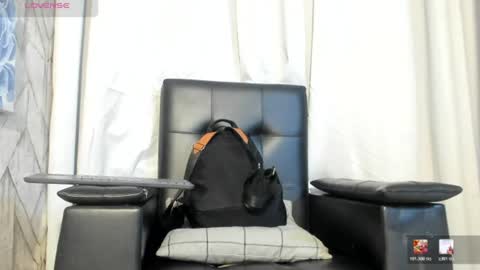 Jade West online show from July 22, 11:01 am