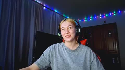 Snapshot of jacelyngarcea chatting on October 20, 1:05 pm Lilo online show from October 20, 1:05 pm