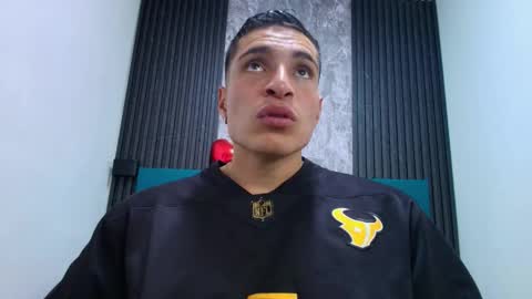 JACK PERGURTSON online show from February 20, 2:33 am