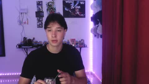 J online show from February 13, 9:41 am