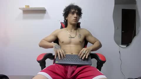 Jackes Taylor online show from October 25, 5:51 am