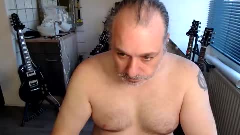 Jack independent model  online show from March 29, 5:53 am