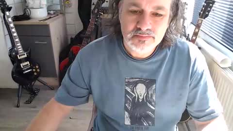 Jack independent model  online show from April 12, 12:20 pm