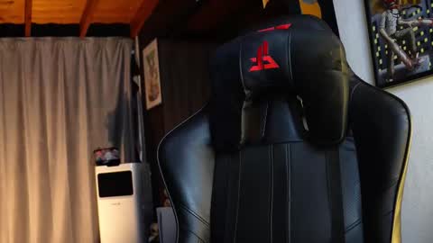 JC online show from February 18, 10:09 pm