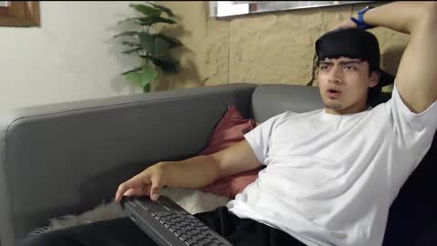 Jackson online show from February 20, 7:38 pm