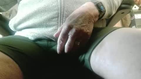 jacktoome383324 online show from May 2, 1:50 pm