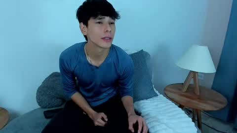 jacob_colliins online show from May 10, 3:13 am
