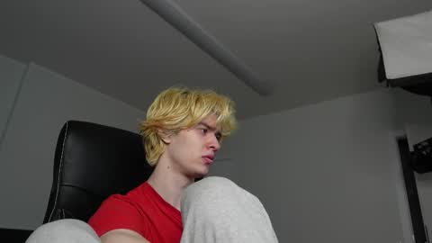 JACOB DEVON online show from February 8, 2:31 pm