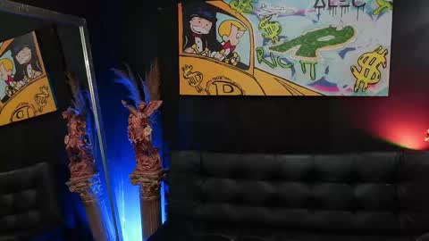 JACOB JAMES online show from April 16, 9:26 pm