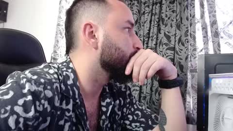 Snapshot of jacobkingd chatting on February 12, 9:22 pm jacobkingd online show from February 12, 9:22 pm