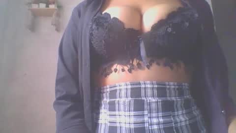 jacqueline_fernandez online show from October 18, 7:23 am