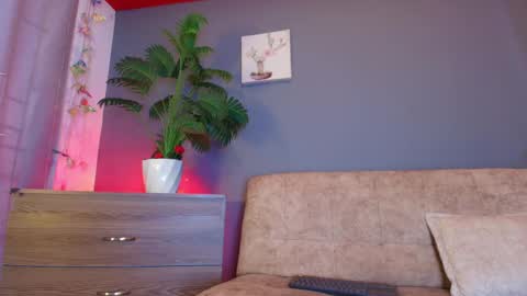 Jade Brunete  online show from May 23, 8:38 pm