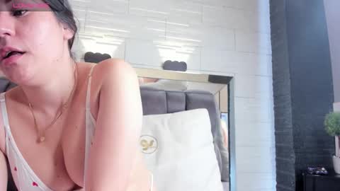  JADE  online show from March 2, 7:09 pm