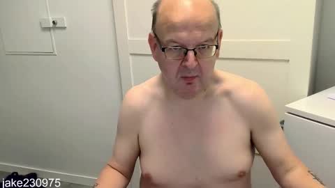 Snapshot of jake230975 chatting on September 8, 8:52 pm Jake2309 online show from September 8, 8:52 pm