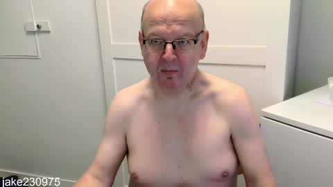 Snapshot of jake230975 chatting on October 5, 8:27 pm Jake2309 online show from October 5, 8:27 pm