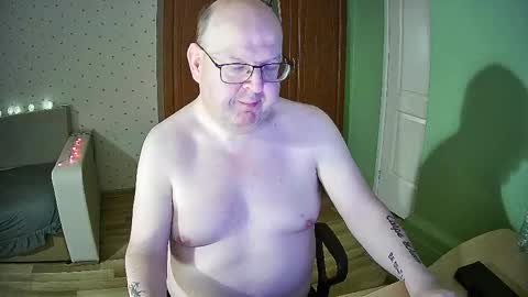 Snapshot of jake230975 chatting on December 10, 8:49 pm Jake2309 online show from December 10, 8:49 pm