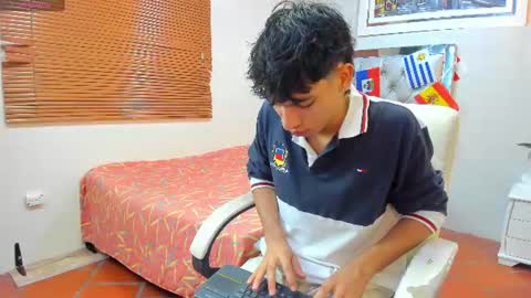 jake_falcon online show from July 22, 11:45 am