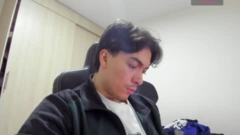 Snapshot of jake_murphy chatting on January 24, 5:53 pm jake_murphy online show from January 24, 5:53 pm