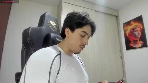 Snapshot of jake_murphy chatting on February 20, 10:59 pm jake_murphy online show from February 20, 10:59 pm