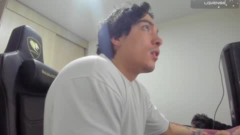 Snapshot of jake_murphy chatting on December 11, 12:12 am jake_murphy online show from December 11, 12:12 am