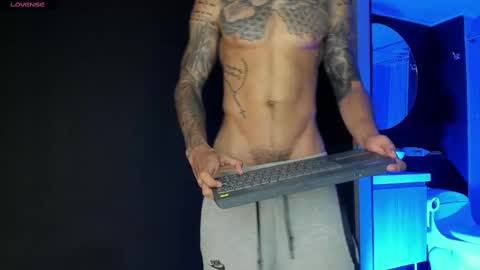 Santiago online show from March 5, 3:51 am