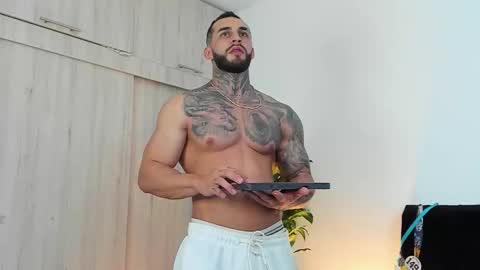 Snapshot of jakeortega chatting on October 13, 7:32 am Jake Orthega online show from October 13, 7:32 am