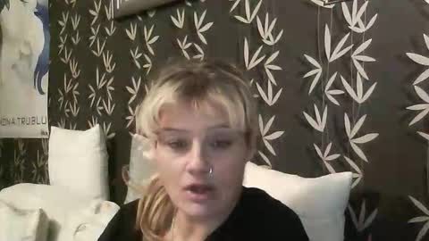 JAKKI LOUISE pornstar online show from November 10, 6:54 pm