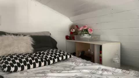 jamar online show from February 2, 6:04 pm