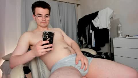 Hey there Im Jame online show from May 10, 8:59 pm